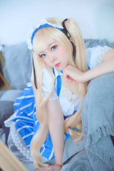 女主丰满胸大的小说